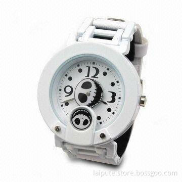 Waterproof Metal Watch in Import Movement, with Distinctive Watch Dial and Leather Band